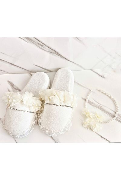 pegu baby collection Maternity Slippers and Pearl Crown Set