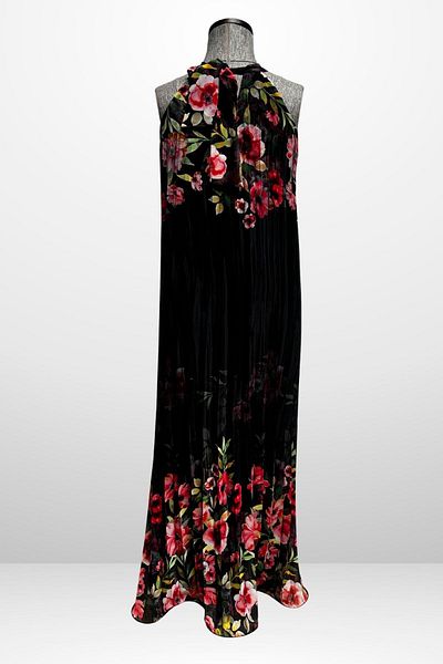 By Saygı Rochie lungă din șifon plisat căptușită cu modele florale