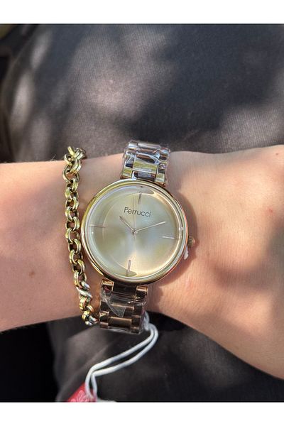 Ferrucci Rosegold Color Simple and Stylish Looking Steel Color Do Not Change Women's Watch