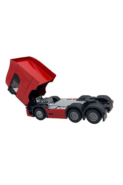 JPT Scania T770S model 1:32 red metal replica lights and sounds