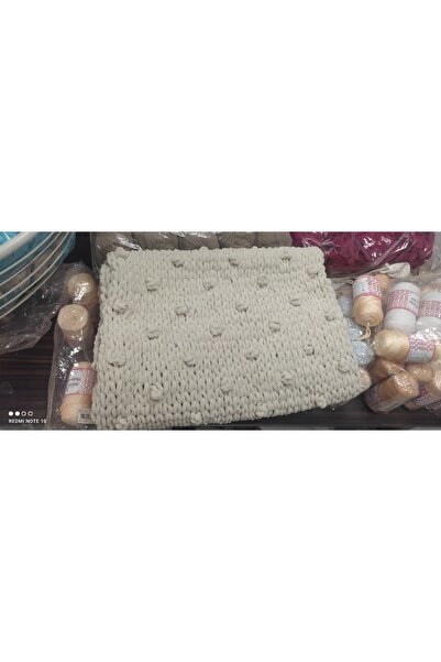 Kevser nur tuhafiye Buds Model Baby Blanket