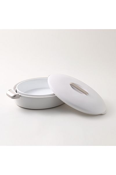 Enjoy white oval insulated 2.8L baking dish