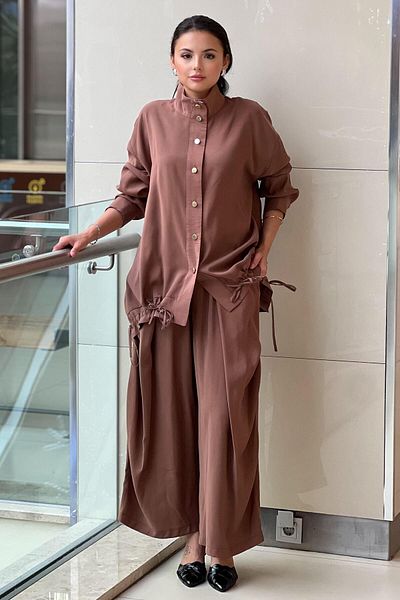 Ghisa Kupra Suit with Vertical Yak Hem Rope Gathered Loose Trousers