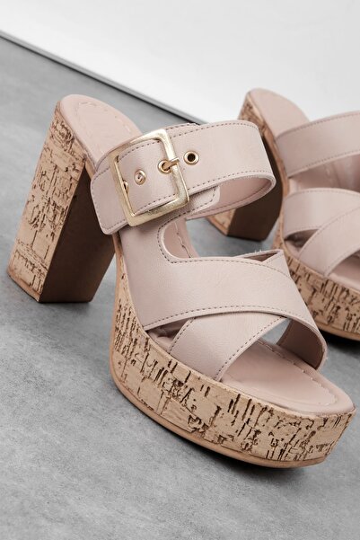 Lal Shoes & Bags Mute Women's Belt Buckle Detailed Cross Strap Heeled Slippers-Cream