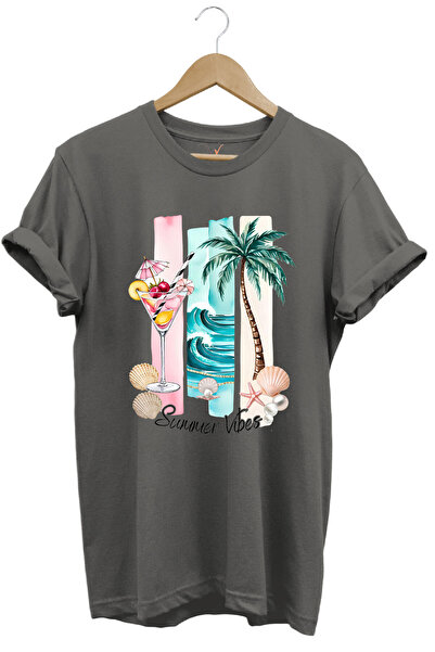 WİDİ تي شيرت Summer Vibes ذو طابع صيفي ونخيل وبحري منقوش من القطن بنسبة 100% بقصة عادية