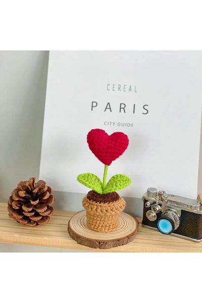 Choice love flower Handmade Knitted Flower Pot Red Heart Shaped Knit Imitation Potted Plant for Valentine's