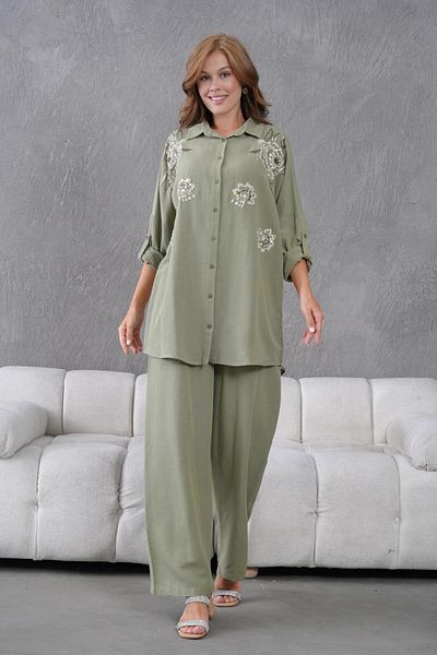 BURRASCA Oversize Linen Set with Embroidered Stones