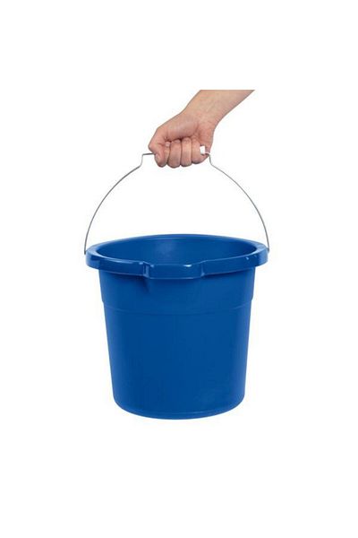 Sterilite Durable Construction BPA-Free Rim Design Spout Pail 12 Quart