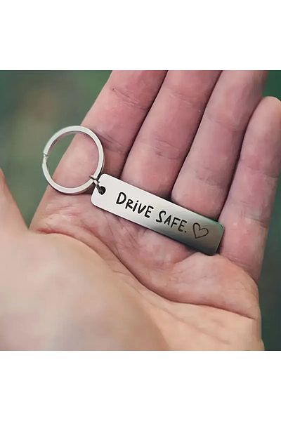saratremo Elegant Drive Safe Keychain with Heart