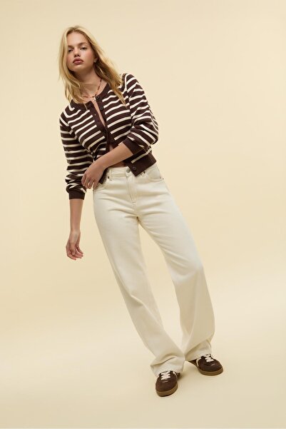 Stradivarius Knit cardigan with buttons and raglan sleeves