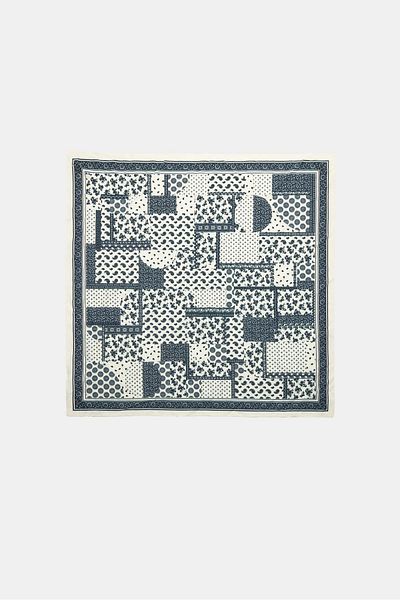 Stradivarius Printed scarf