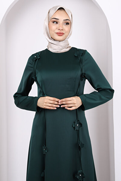 İmajButik Βραδινό φόρεμα από σατέν με σμαραγδένιο πράσινο λουλούδι