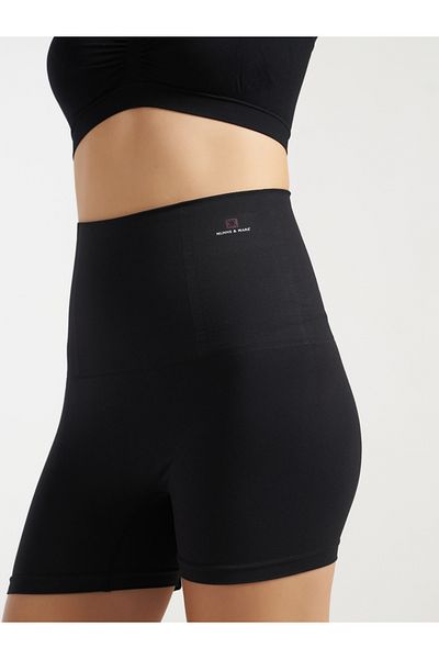 MUNNS AND MARS By Styli Seamless High Rise Shapewear Shorts