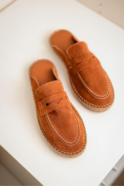 lovitto Men's Genuine Leather Rubber Sole Tan Espadrille Slippers