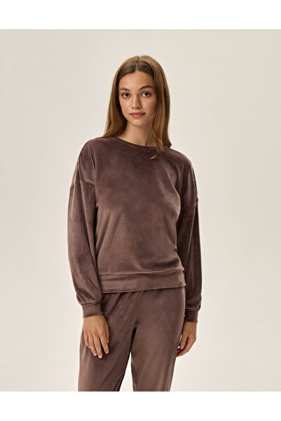 Henderson Women's Velour Pajama is a combination of Elegance and Comfort in Every Moment of Relaxation | Fain