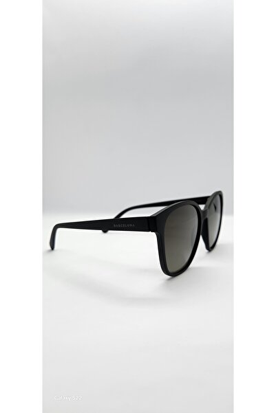 Barcelona Oval Model Women's Sunglasses