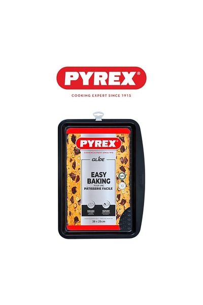 Pyrex Glide Non-Stick Baking Tray 38cm – PFAS-Free, Easy-Release Tray for Everyday Oven Cooking