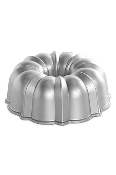 nordicware Bundt Bakeware Pan Mould – Grey – Non-Stick Cake Baking Mold for Classic Ring Cakes