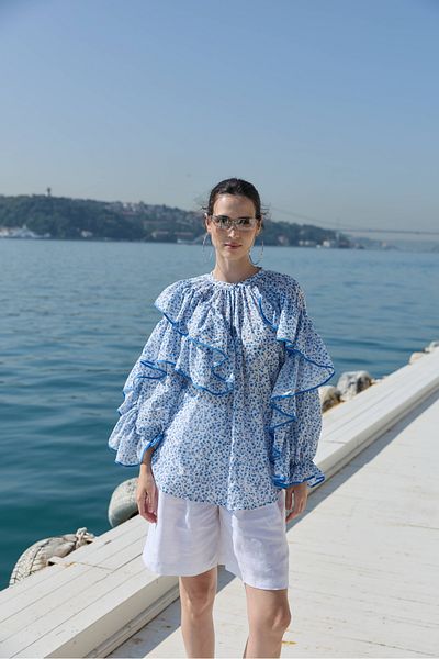 NUR KALAY COLLECTION FLOWER PATTERNED BLUZ