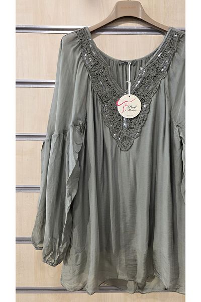Park Moda Italian Silk Blouse Collar with Lace Sequin Detail