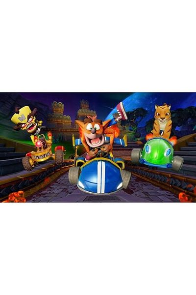 ACTIVISION CTR CRASH TEAM REACING NITRO FUELED -NSW GAMES 9 (KSA VERSION )