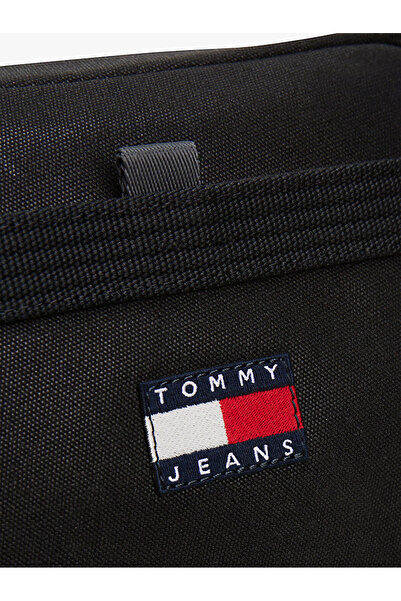 Tommy Hilfiger Erkek Siyah Çapraz Askılı Çanta