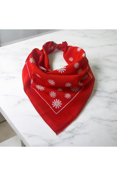 ALS Tasarım Dünyası Women's Red Color with White Daisy Pattern 100% Cotton Bandana