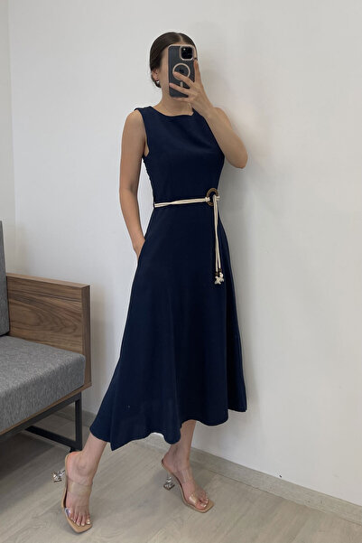 Nazline Kadın Kemer Detaylı Kare Yaka Cepli Keten Elbise