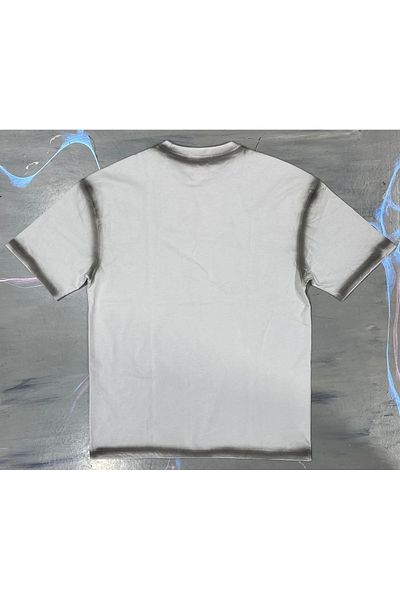ALANAQA Unisex oversized T-shirt with modern fashion design, comfortable and loose