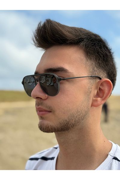 Ferrucci Unisex Sunglasses with Transparent Matte Drop Frame and Black Metal Detail