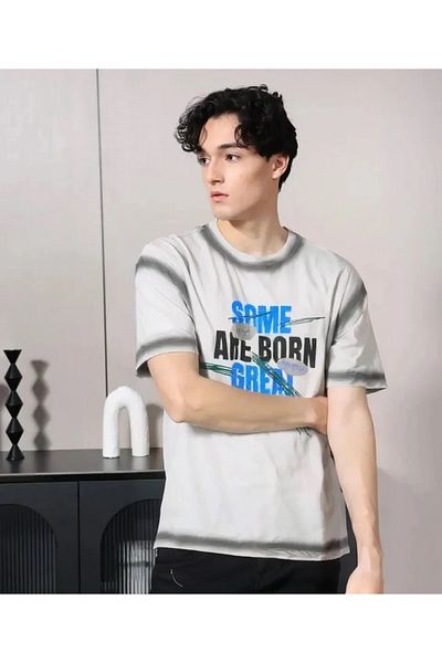 ALANAQA Unisex oversized T-shirt with modern fashion design, comfortable and loose
