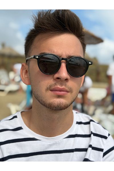 Ferrucci Black Framed Black Glass Brand Model Round Polarized Unisex Sunglasses