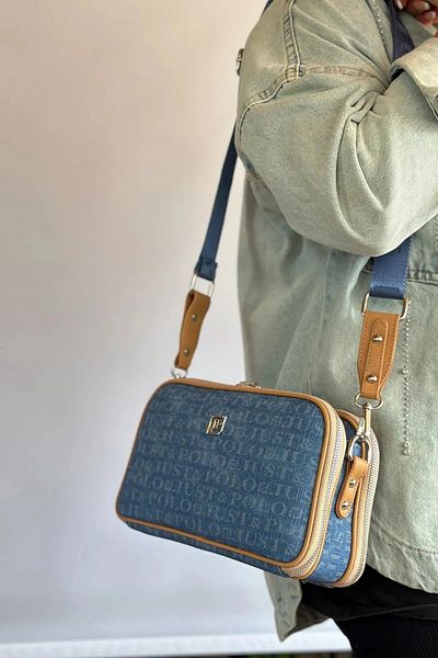 Just Polo Women's Adjustable Strap Stylish Crossbody and Shoulder Bag Suitable for Daily Use P234023Mh