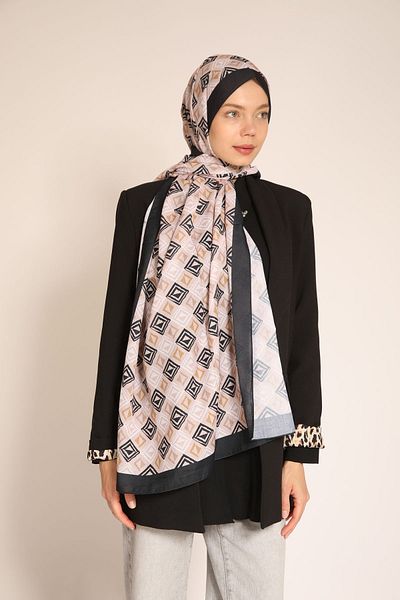 BERCHEM SCARF Akel Geometric Patterned Shawl – Modern and Elegant Chic