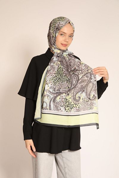 BERCHEM SCARF Leopard and Paisley Patterned Soft Shawl |   Silk Look Modern Design