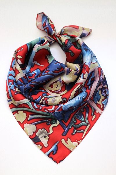 THE MOON Rumi Tile Patterned Red Satin Scarf