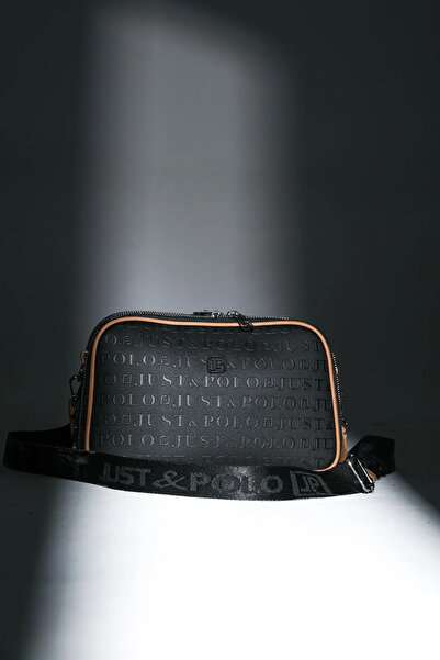 Just Polo حقيبة كروس وكتف نسائية متوسطة الحجم قابلة للتعديل بنمط منقوش وتصميم...