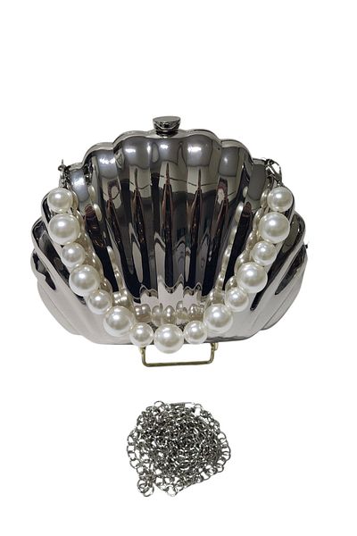 OUEEN ELİZABETH Metal Case Musselling Shell Figure Model Pearl Handle Detail Women's Evening Dress Bag