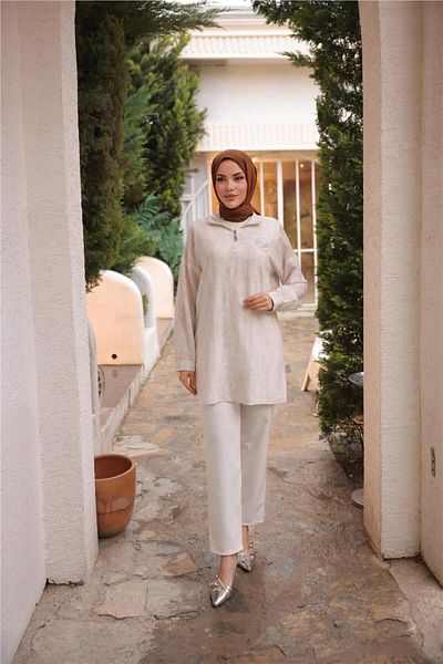 Bwest Half Zip Collar Logo Printed Tunic - (38-46) - 71245 - Cream