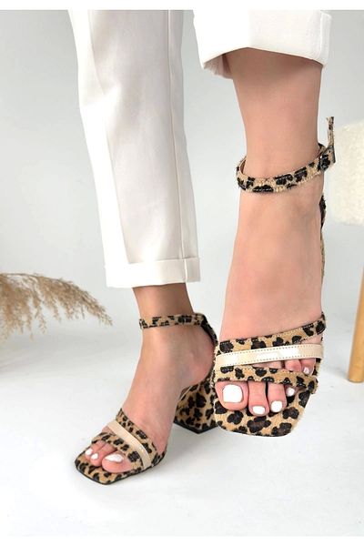 Işıltı kidss Lanja Leopard Suede Beige Patent Leather Detailed Shoes