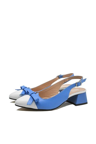 Dogati Dogati cut-out shoes, with low heel and bow, navy blue with white, made of genuine leather
