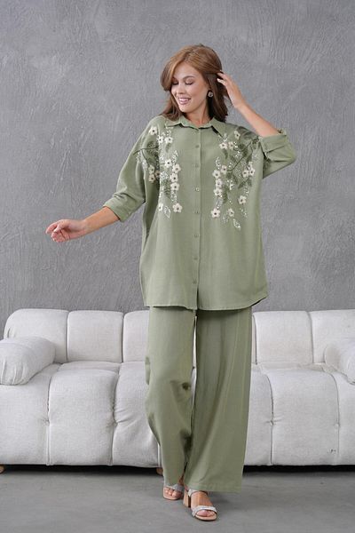 BURRASCA Oversize Linen Set with Embroidered Stones