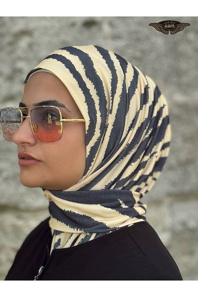 ALDIRA Snap Hijab Bonnet Pattern