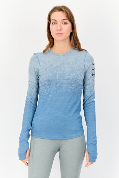 Nike بلوزة نسائية للجري بأكمام طويلة وقصّة Slim Fit، لون أزرق داكن