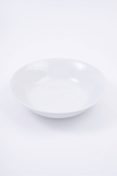 Muy Mucho Salad Bowl 23 D x 5.8 H cm, White