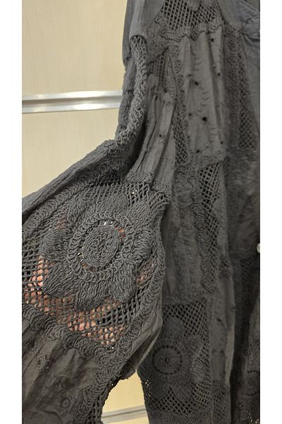 Park Moda Italian Blouse Floral Scalloped Cotton