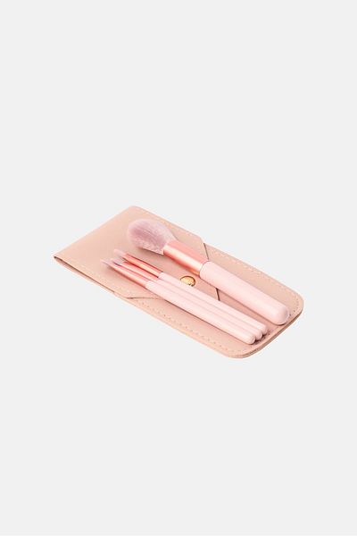 Kathy Ireland 4 Piece Makeup Brushes With Pouch, Pink