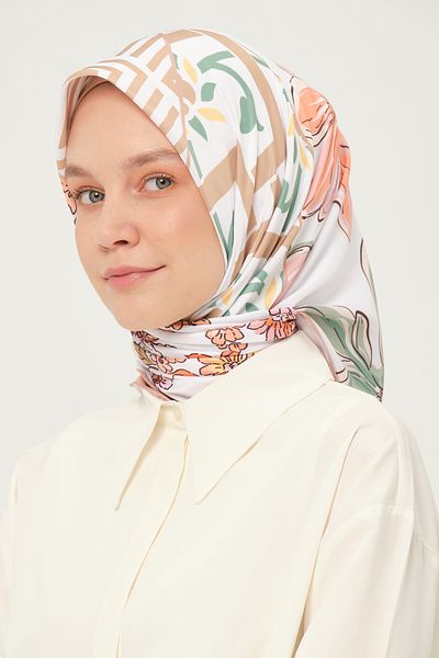Madame Polo Ψηφιακό Φουλάρι Twil Πολύχρωμο 90x90 cm Αντιολισθητικό ύφασμα