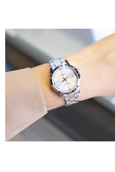Casio Ltp-V004D-7B2Udf Wristwatch