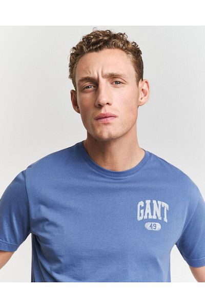 Gant Seasonal Graphic T-Shirt